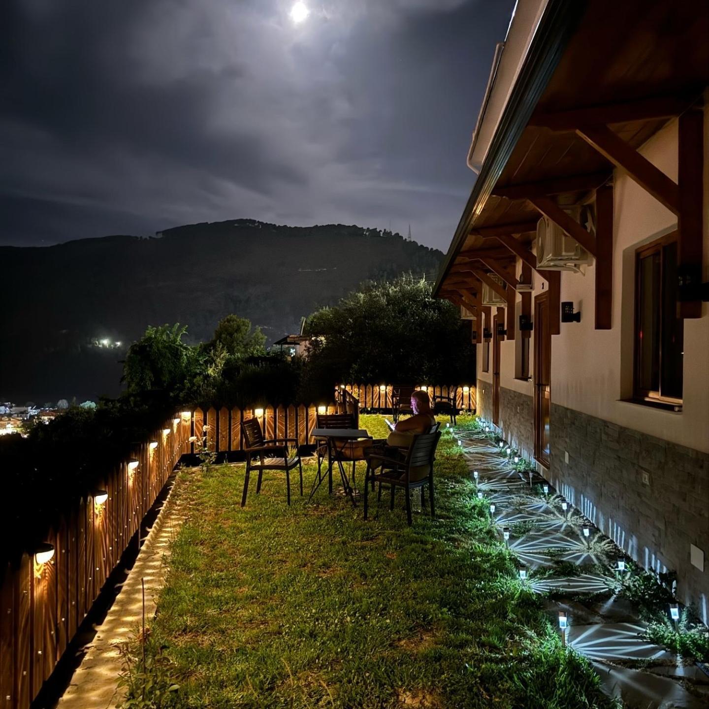 Guest House Mario Berat Ngoại thất bức ảnh